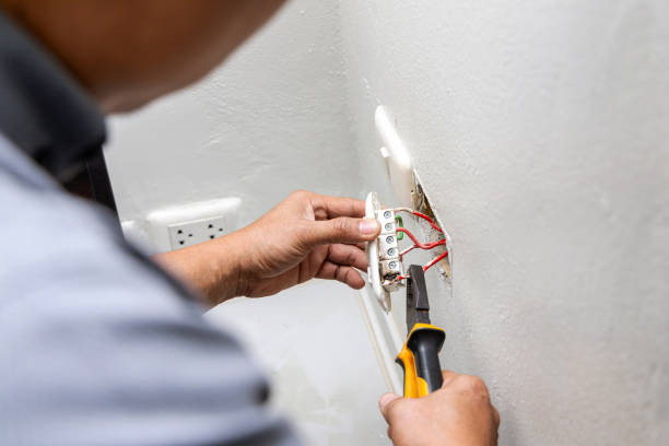 Best Electrician for Home Renovation  in Poquonock Bridge, CT